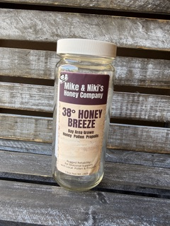 38° Honey Breeze jar – creamed Bay Area honey, pollen and propolis (front label)
